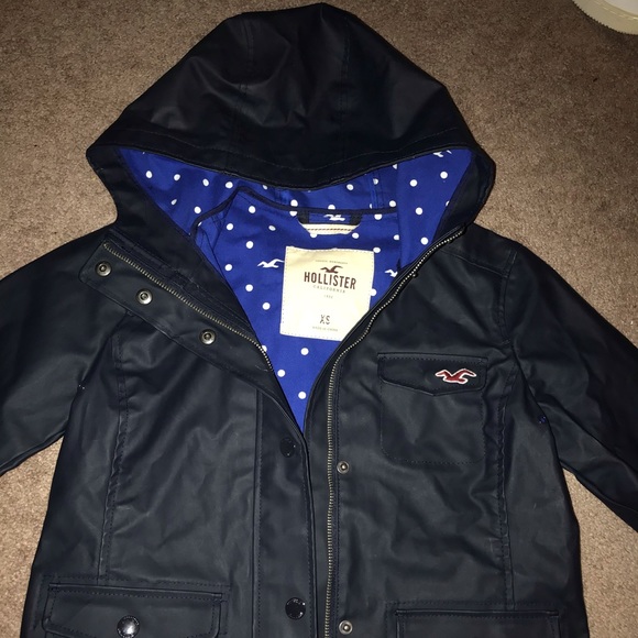 Brand new Hollister xs rain jacket ANF #344322110 - Picture 1 of 3
